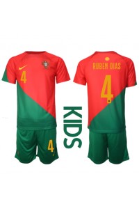 Portugali Ruben Dias #4 Jalkapallovaatteet Lasten Kotipeliasu MM-kisat 2022 Lyhythihainen (+ Lyhyet housut)
